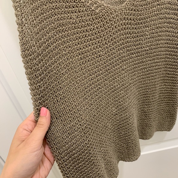 Sage Crochet Tank - Picture 2 of 4